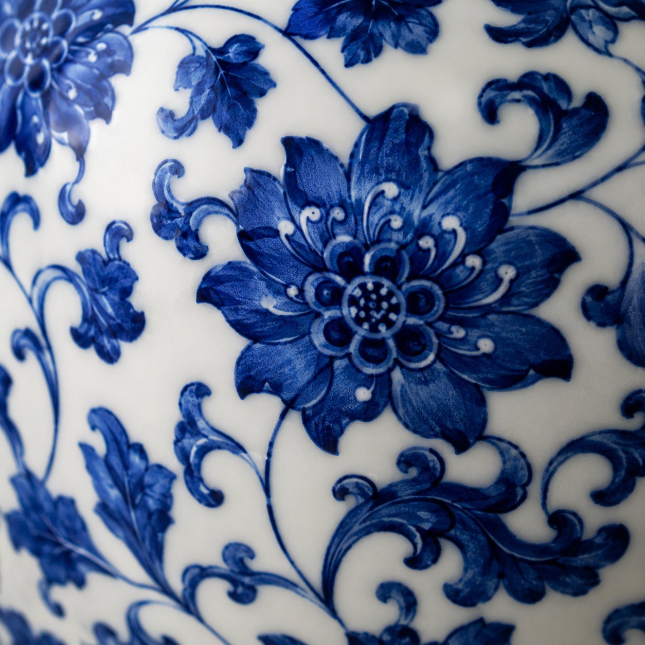 Blue & White Tianqiu Vase — Endless Growth
